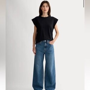 *NWT - Everlane The Muscle Tee in Essential Cotton | Black